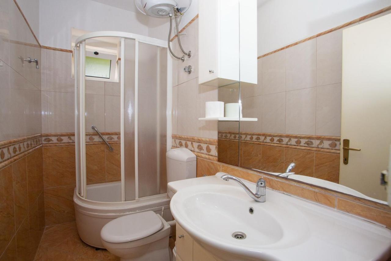 Apartments With A Parking Space Podgora, Makarska - 12816 Bagian luar foto