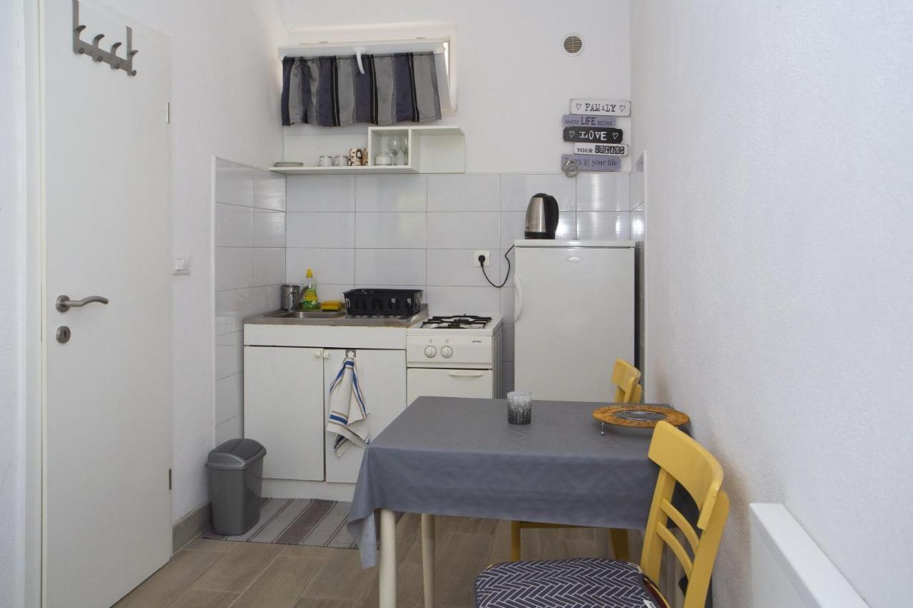 Apartments With A Parking Space Podgora, Makarska - 12816 Bagian luar foto