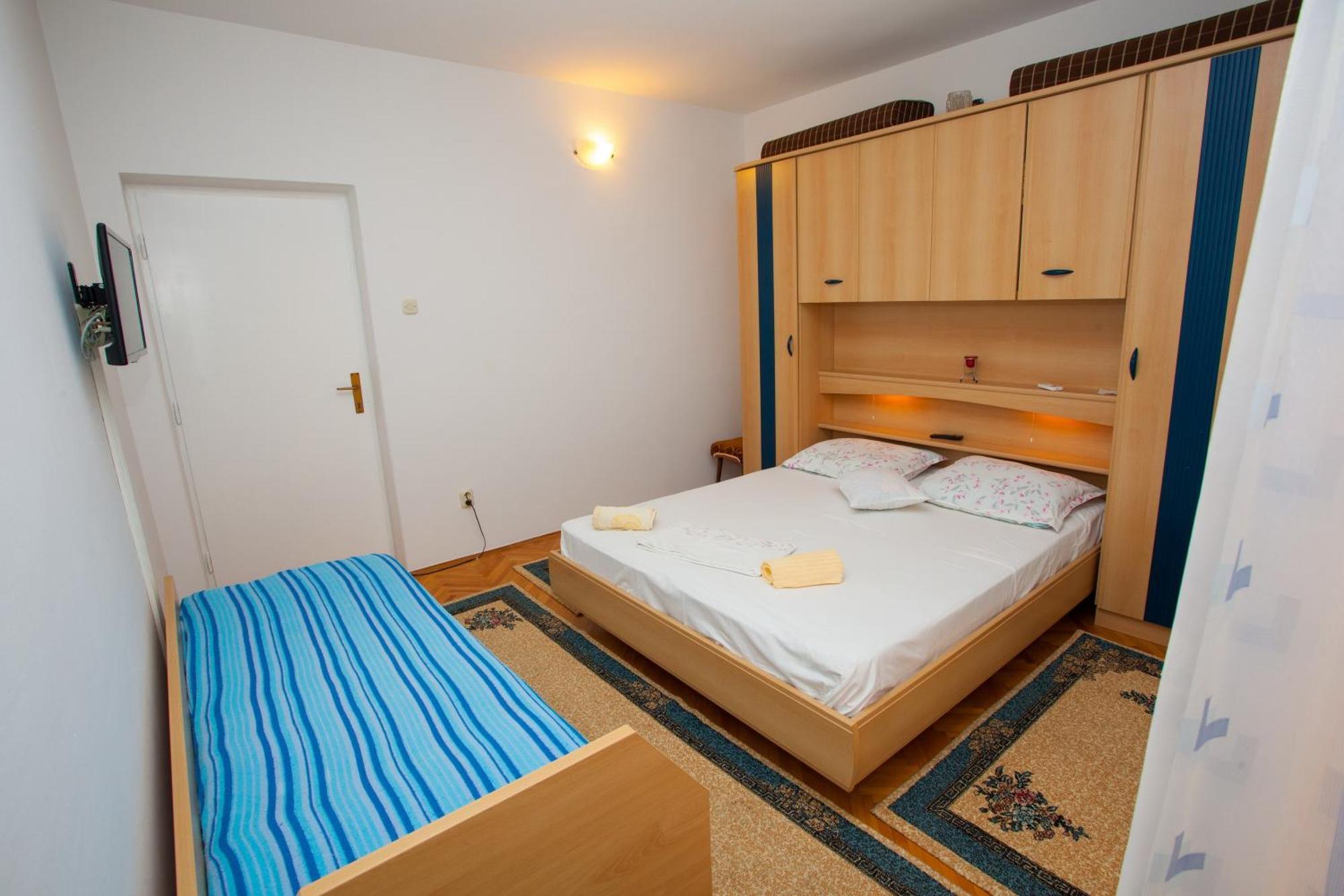 Apartments With A Parking Space Podgora, Makarska - 12816 Ruang foto